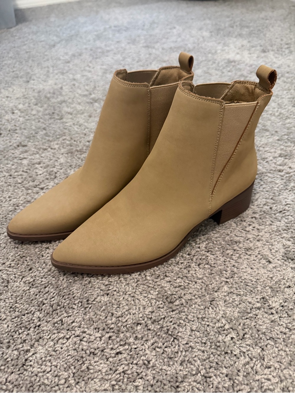 Serra Tan Pointed-Toe Chelsea Ankle Boots